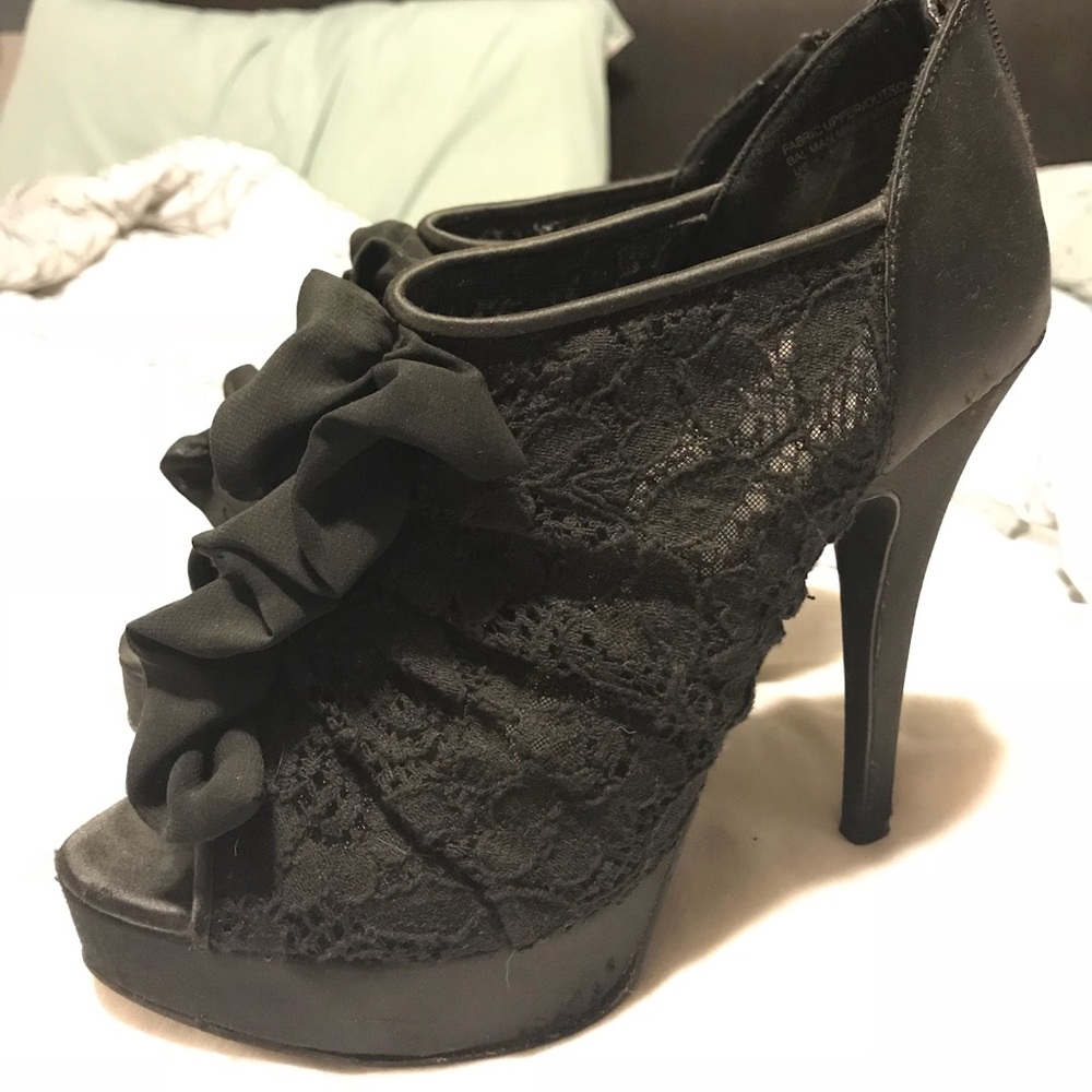 Black lace high heels . Kardashian Collection.